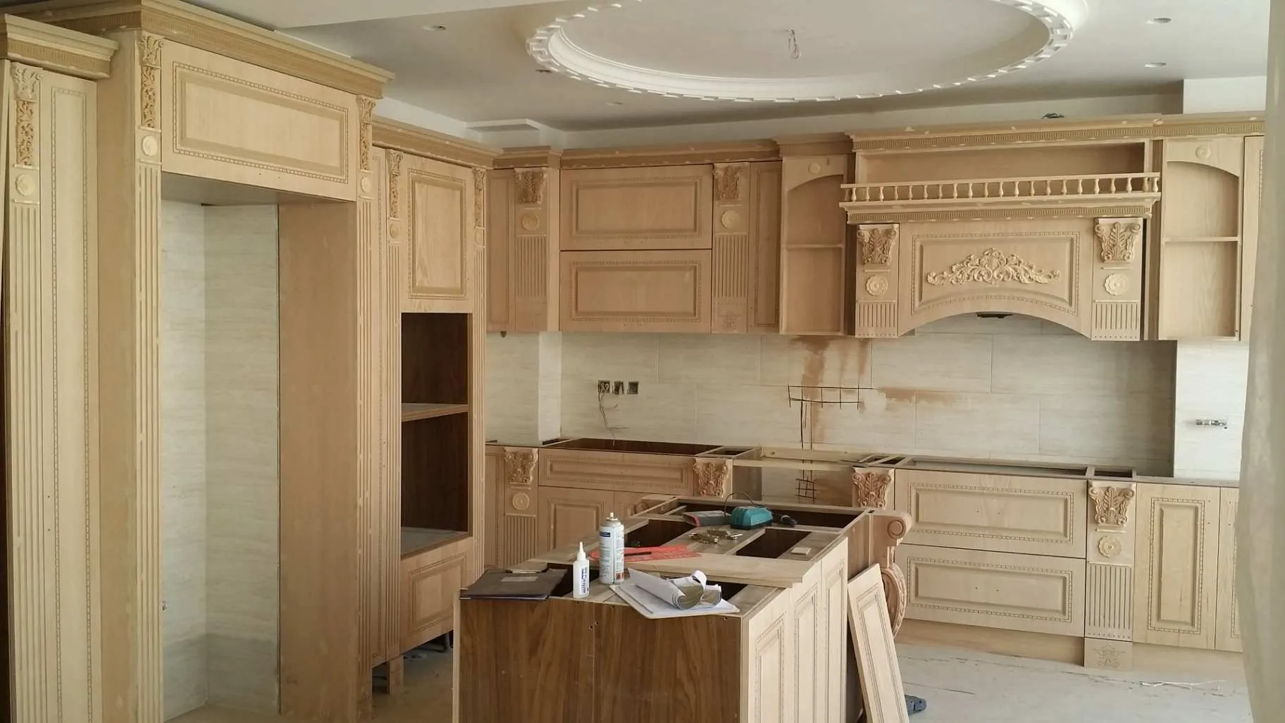 کابینت آشپزخانه کلاسیک